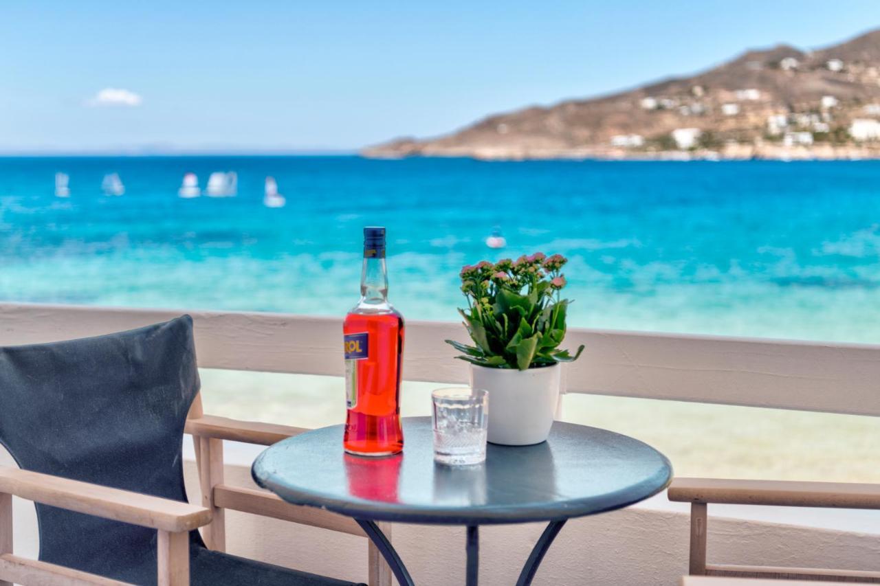 "Di Mare" Hotel & Suites Posidhonía Екстериор снимка