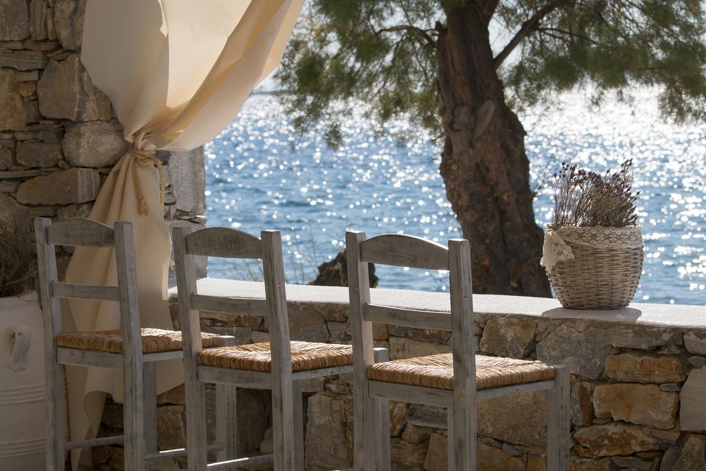 "Di Mare" Hotel & Suites Posidhonía Екстериор снимка