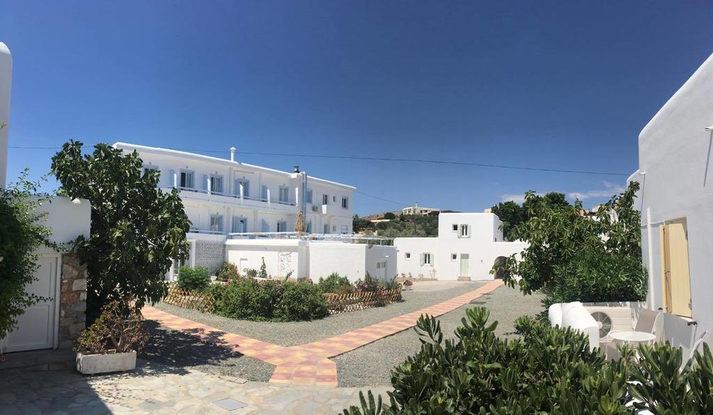 "Di Mare" Hotel & Suites Posidhonía Екстериор снимка