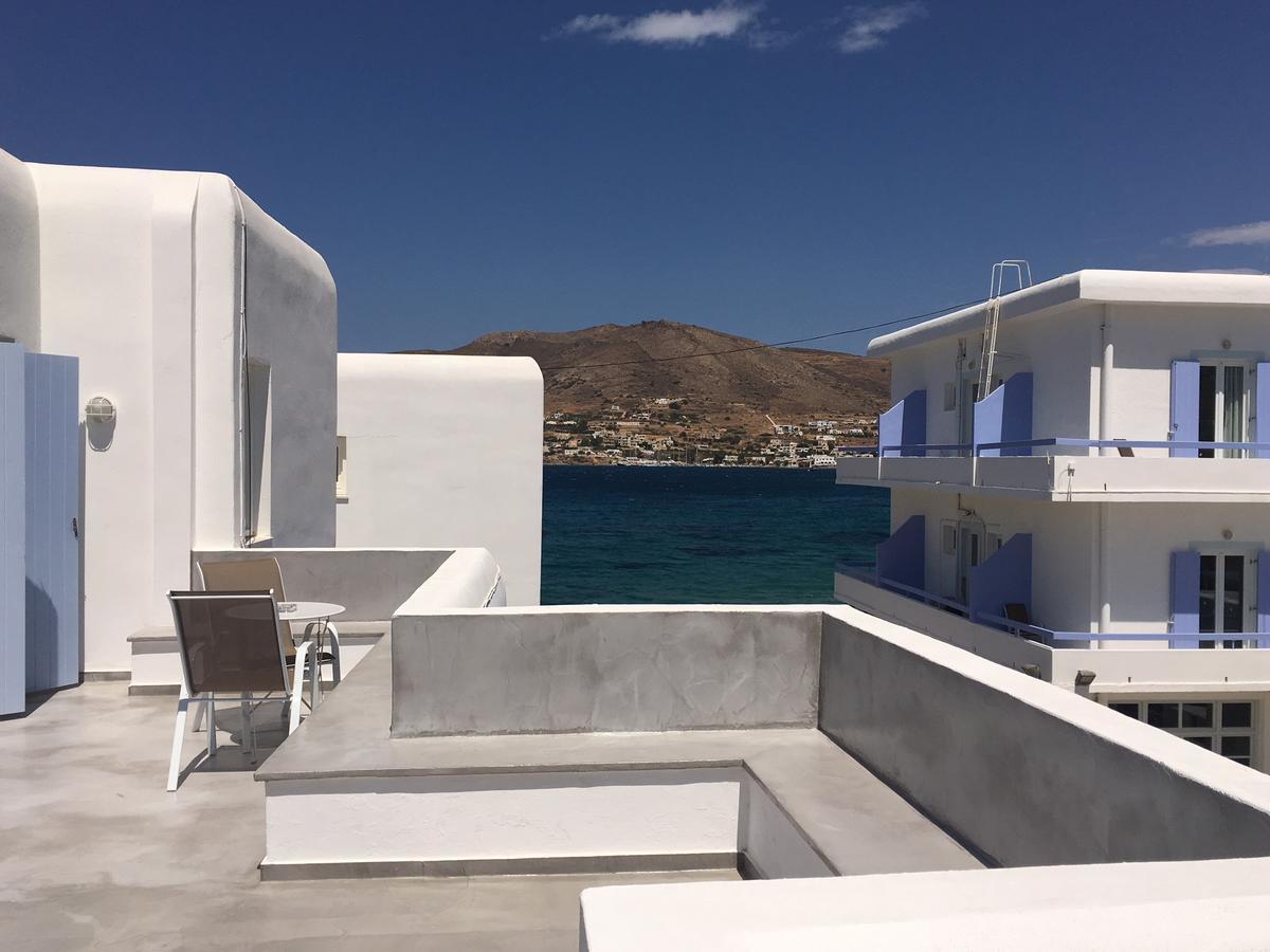 "Di Mare" Hotel & Suites Posidhonía Екстериор снимка