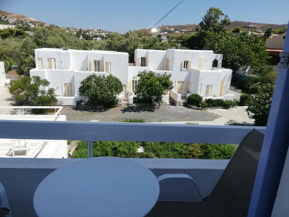 "Di Mare" Hotel & Suites Posidhonía Екстериор снимка
